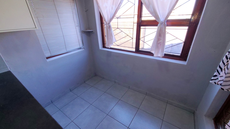 3 Bedroom Property for Sale in Belhar Western Cape